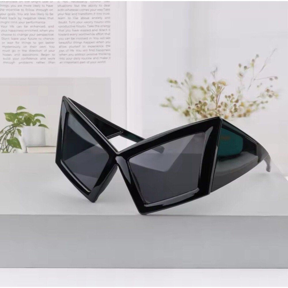 Oversized Cat Eye Sunglasses Women Big Frame 2024 Luxury Brand Shield Punk Sun G - Picture 4 of 5